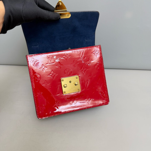 Louis Vuitton Spring Street Vernis Red
