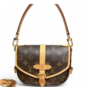 Louis Vuitton Saumur BB Monogram Brown