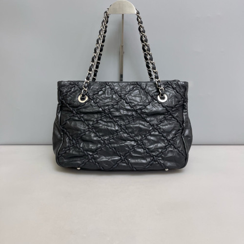 Chanel Tote Bag Pull Up Leather Black Chanel Tote Bag Pull Up Leather Black