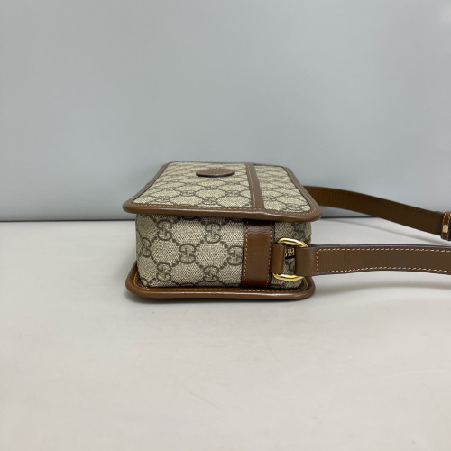 Gucci Camera Case GG Supreme Monogram Tan