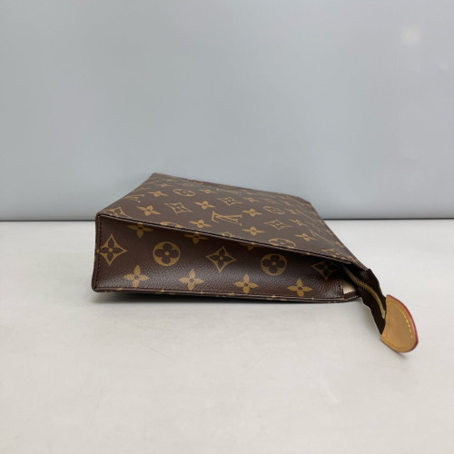 Louis Vuitton Toiletry Pouch 26 Monogram Brown