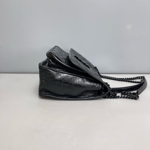 Yves Saint Laurent Medium Niki Chain Pull Up Leather Black