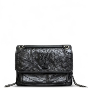 Yves Saint Laurent Medium Niki Messenger Pull Up Leather Black