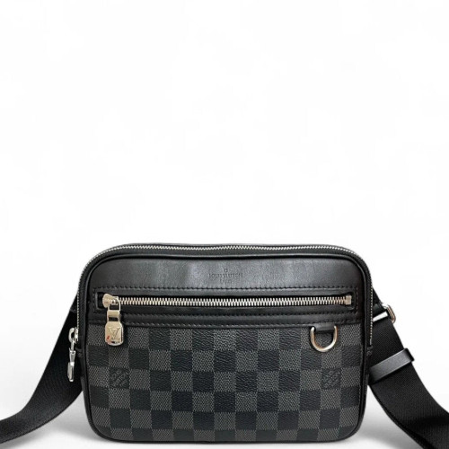 Louis Vuitton Messenger Damier Graphite Black