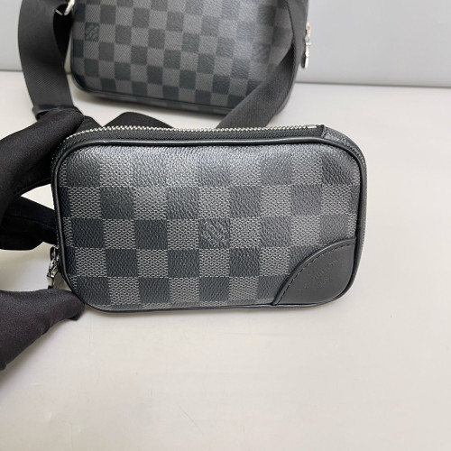Louis Vuitton Messenger Damier Graphite Black