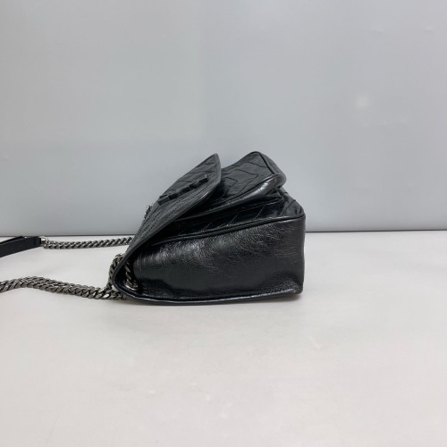 Yves Saint Laurent Medium Niki Messenger Pull Up Leather Black