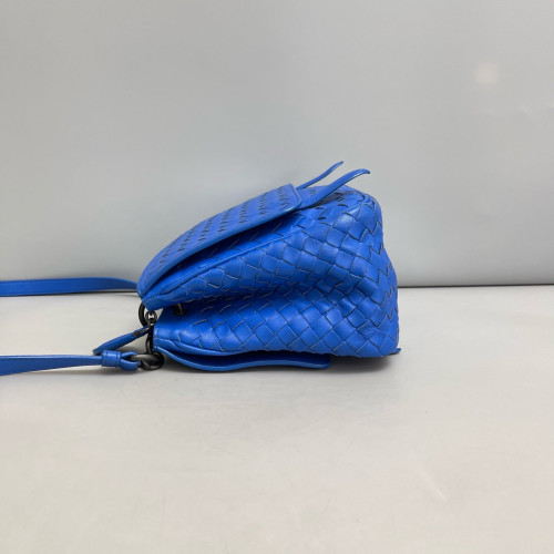 Bottega Veneta Shoulder Bag Calfskin Intrecciato Blue