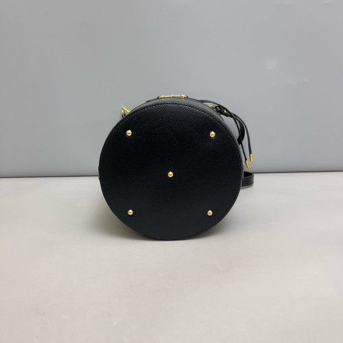 Gucci Bucket Calfskin Black Gucci Bucket Calfskin Black
