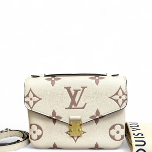 Louis Vuitton Pochette Metis Monogram Empreinte Giant Beige