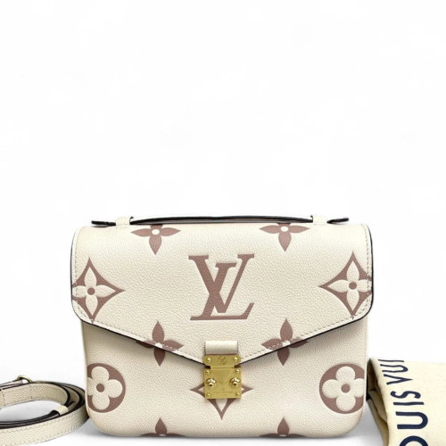 Louis Vuitton Pochette Metis Monogram Empreinte Giant Beige