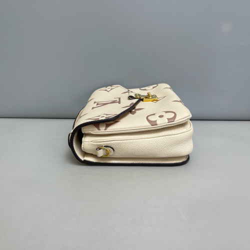Louis Vuitton Pochette Metis Monogram Empreinte Giant Beige