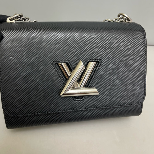 Louis Vuitton Twist MM Vernis Black