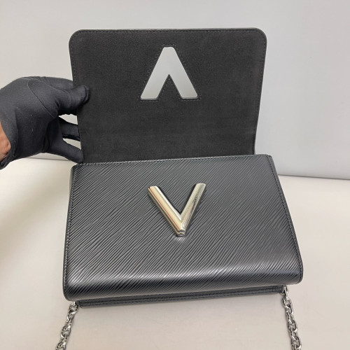 Louis Vuitton Twist MM Vernis Black