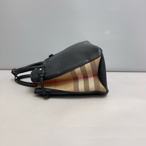 Burberry Medium Banner Tote Calfskin House Check Black Beige Red Burberry Medium Banner Tote Calfskin House Check Black Beige Red