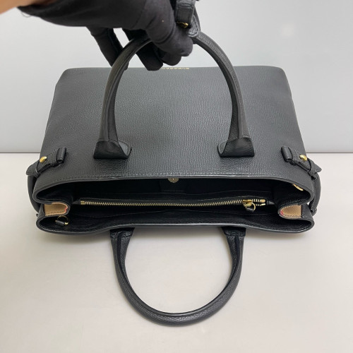 Burberry Medium Banner Tote Calfskin House Check Black Beige Red Burberry Medium Banner Tote Calfskin House Check Black Beige Red
