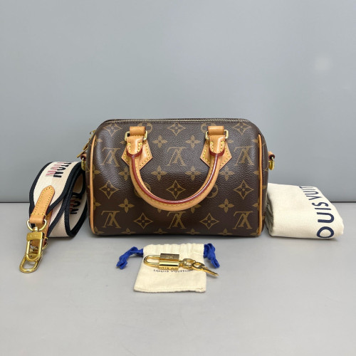 Louis Vuitton Speedy Bandouliere 20 Monogram Brown
