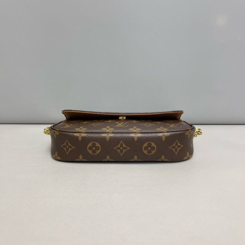 Louis Vuitton Ivy Wallet On Chain Monogram Brown Louis Vuitton Ivy Wallet On Chain Monogram Brown
