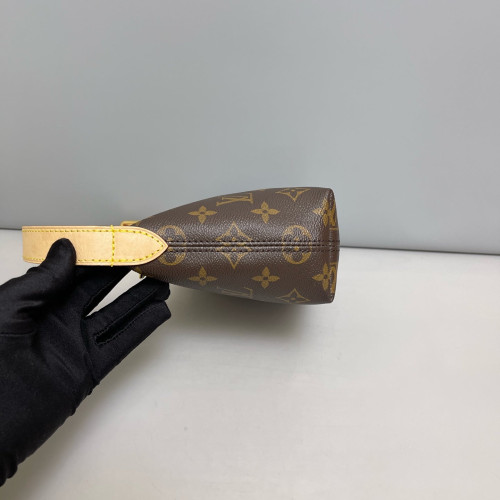 Louis Vuitton Handbag Monogram Brown