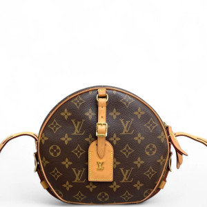 Louis Vuitton Boite Chapeau Souple MM Monogram Brown