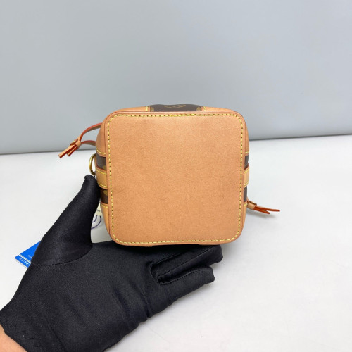 Louis Vuitton Noe Purse Monogram Brown