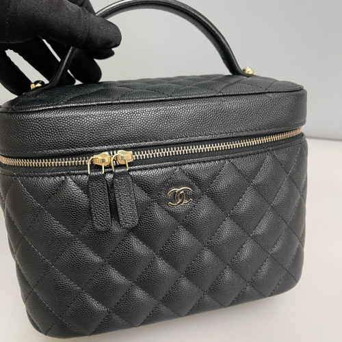 Chanel Quilted Mini Top Handle Vanity Case Grained Calfskin Black