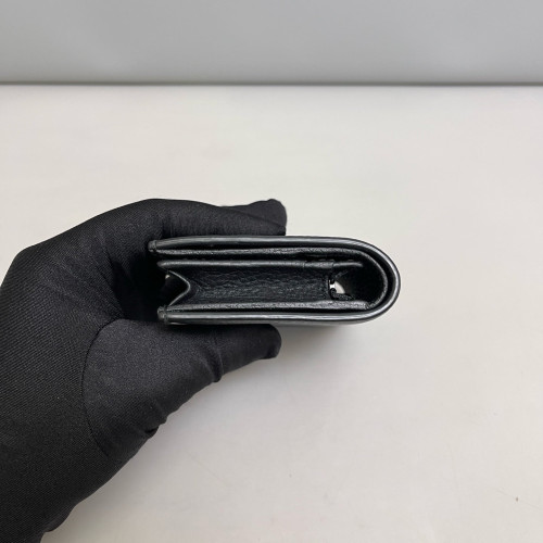 Gucci Compact Wallet Grained Calfskin Black Gucci Compact Wallet Grained Calfskin Black