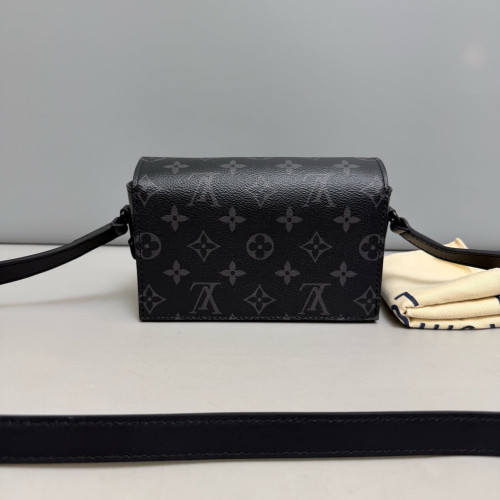 Louis Vuitton Steamer Wearable Wallet Monogram Eclipse Black