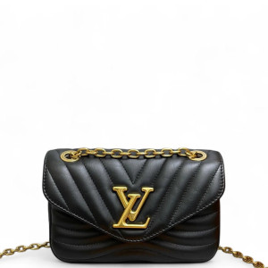 Louis Vuitton New Wave Chain Bag PM Calfskin Black