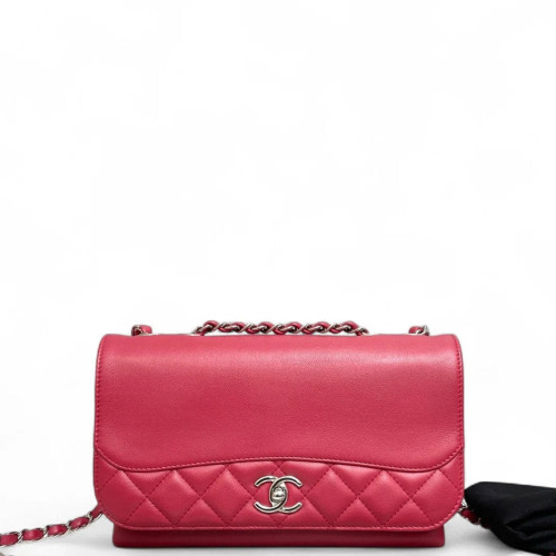 Chanel Quilted Flap Bag Calfskin Red