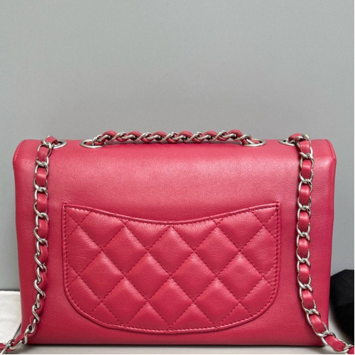 Chanel Quilted Flap Bag Calfskin Red