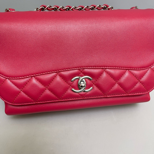 Chanel Quilted Flap Bag Calfskin Red