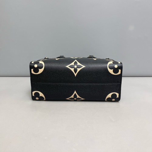 Louis Vuitton Onthego PM Monogram Empreinte Giant Black White Louis Vuitton Onthego PM Monogram Empreinte Giant Black White