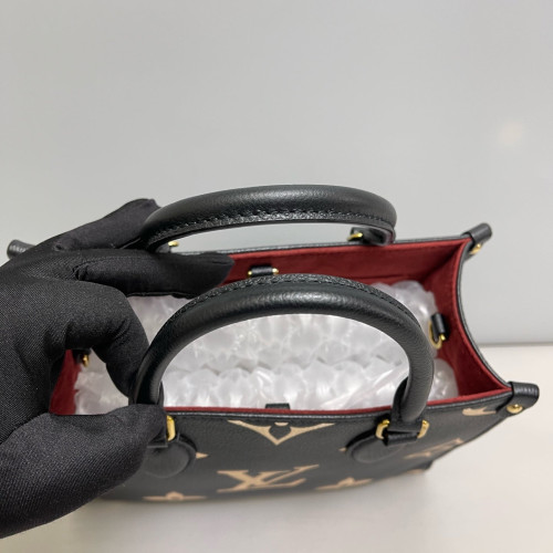 Louis Vuitton Onthego PM Monogram Empreinte Giant Black White Louis Vuitton Onthego PM Monogram Empreinte Giant Black White