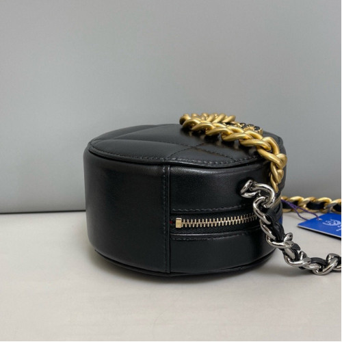 Chanel Quilted 19 Round Clutch With Chain Lambskin Black