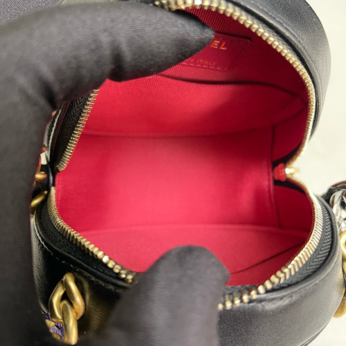 Chanel Quilted 19 Round Clutch With Chain Lambskin Black