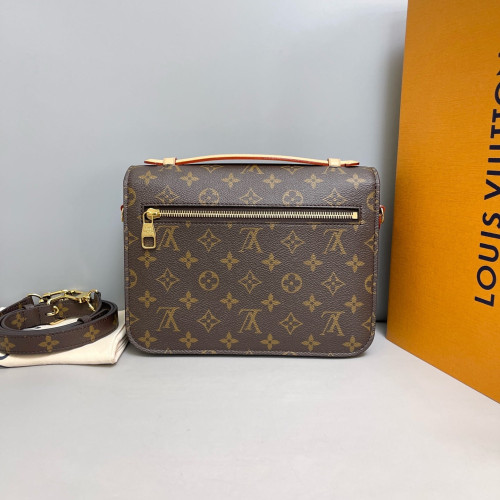 Louis Vuitton Pochette Metis Monogram Brown