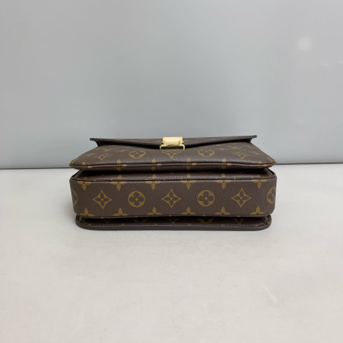 Louis Vuitton Pochette Metis Monogram Brown