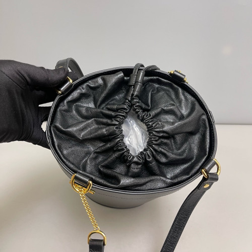 Gucci Horsebit Horsebit 1955 Drawstring Bucket Bag Calfskin Black