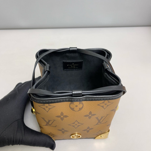 Louis Vuitton Noe Purse Monogram Brown Black