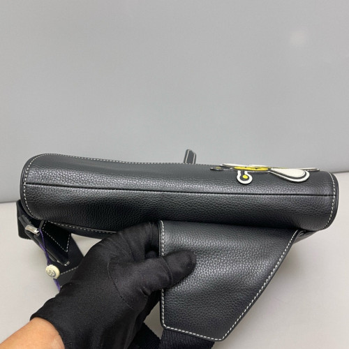 Dior Bee Mans Saddle Bag Calfskin Black Dior Bee Mans Saddle Bag Calfskin Black