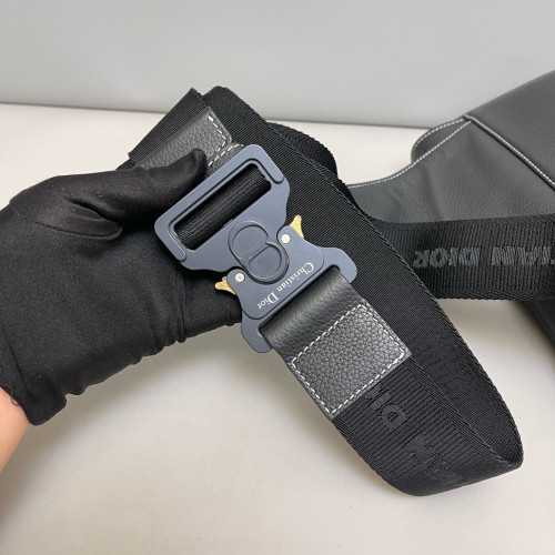 Dior Bee Mans Saddle Bag Calfskin Black Dior Bee Mans Saddle Bag Calfskin Black