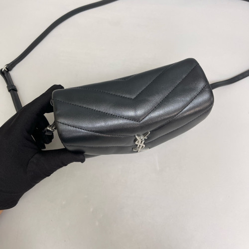 Yves Saint Laurent Toy Loulou Crossbody Bag Calfskin Black Yves Saint Laurent Toy Loulou Crossbody Bag Calfskin Black