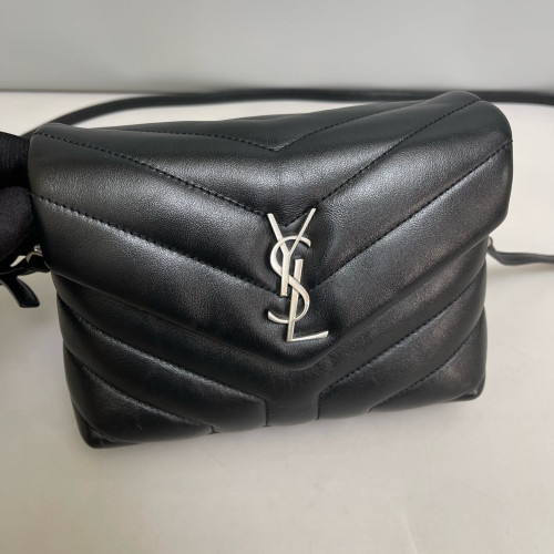 Yves Saint Laurent Toy Loulou Crossbody Bag Calfskin Black Yves Saint Laurent Toy Loulou Crossbody Bag Calfskin Black