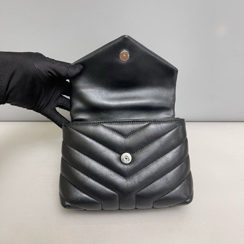 Yves Saint Laurent Toy Loulou Crossbody Bag Calfskin Black Yves Saint Laurent Toy Loulou Crossbody Bag Calfskin Black