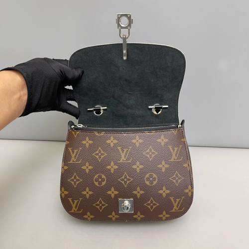 Louis Vuitton Chain It PM Monogram Black Brown