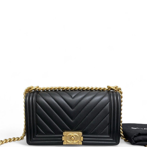Chanel Chevron Quilted Medium Boy Flap Calfskin Black