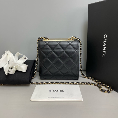 Chanel Quilted Mini Trendy CC Clutch With Chain Lambskin Black