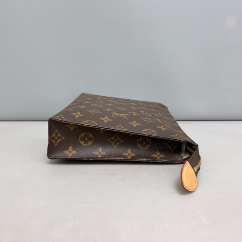 Louis Vuitton Toiletry Pouch 26 Monogram Brown