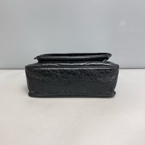 Yves Saint Laurent Medium Niki Chain Pull Up Leather Black