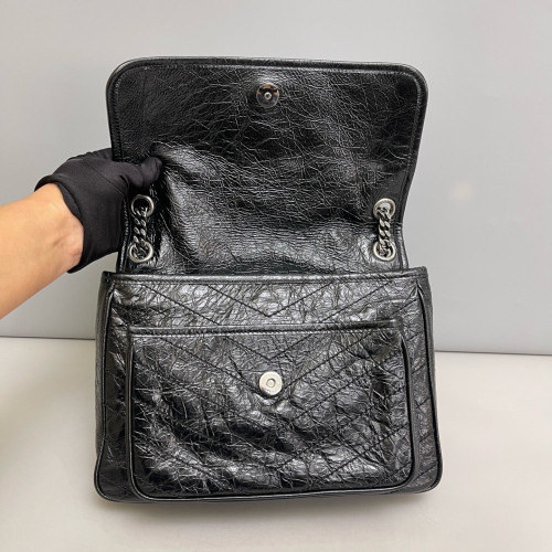 Yves Saint Laurent Medium Niki Chain Pull Up Leather Black